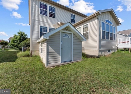 217 Bridgewater Drive - Photo 1