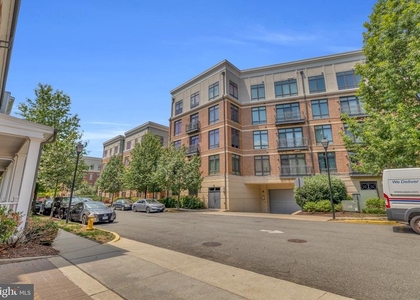 915 N Patrick Street - Photo 1
