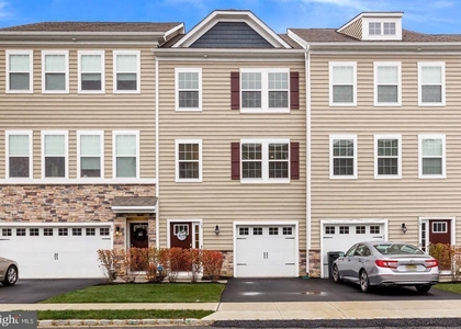 12 Venice Lane - Photo 1