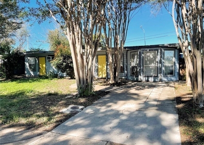 1113 Haynes St - Photo 1