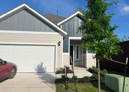 15501 Ellinger Dr - Photo 1
