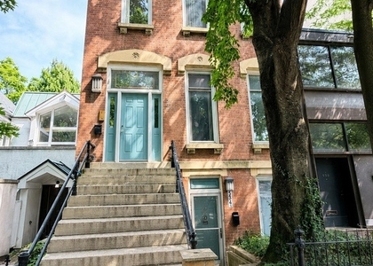 534 W Dickens Street - Photo 1