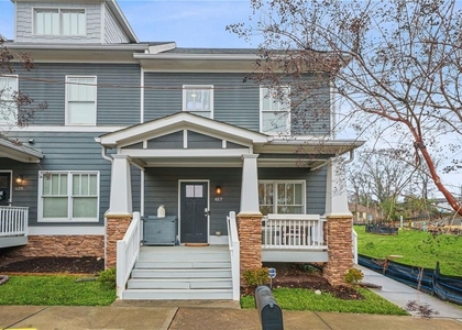 617 Chestnut Street - Photo 1