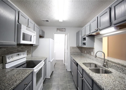 204 Warm Springs Circle - Photo 1