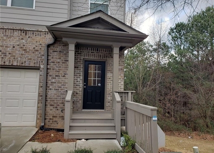 2725 Daybreak Court - Photo 1