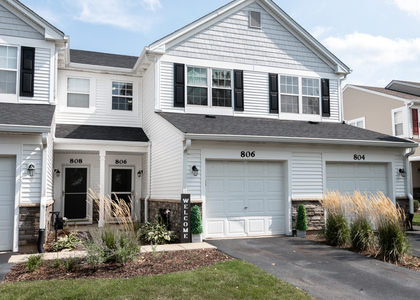 806 Woodewind Drive - Photo 1