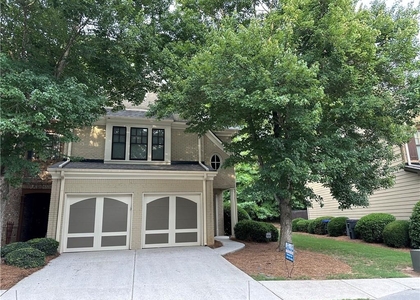 1465 Winshire Cove - Photo 1