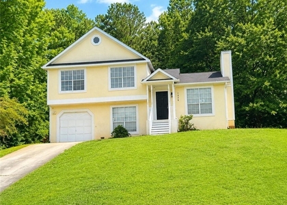 1579 Picadilly Court Ne - Photo 1