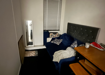 West 34th Street - Photo 1