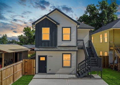 1078 Saint Clair Street - Photo 1
