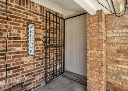 809 Brooks Street - Photo 1