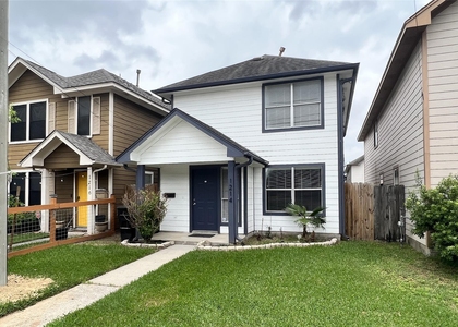 1214 Cleveland Street - Photo 1