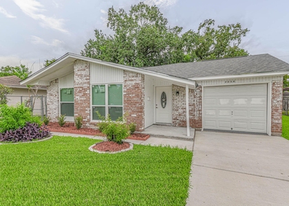 5003 Denoron Drive - Photo 1