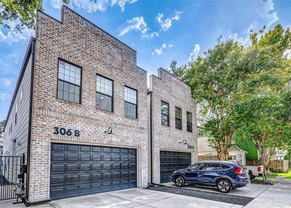 306 E 28th Street - Photo 1