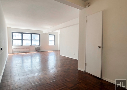 East 57 Street - Photo 1