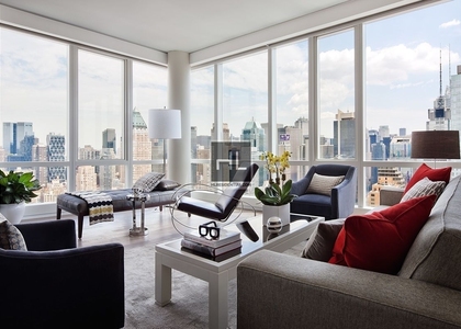West 42nd Street - Photo 1