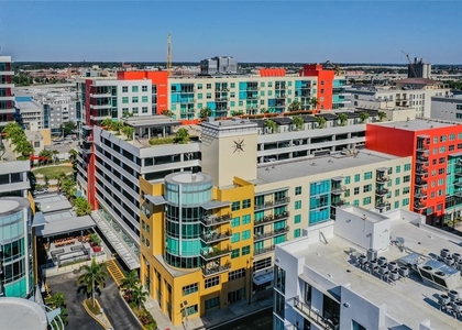 1120 E Kennedy Boulevard - Photo 1
