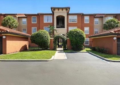 5560 Metrowest Boulevard - Photo 1