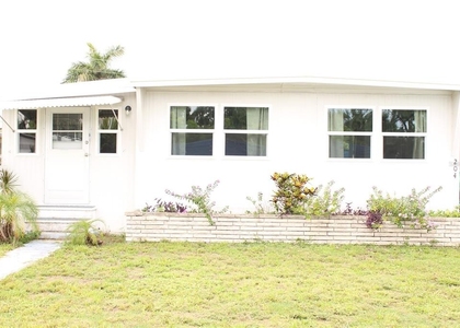 204 50th Avenue Drive W - Photo 1