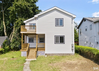 810 Brewster Street - Photo 1