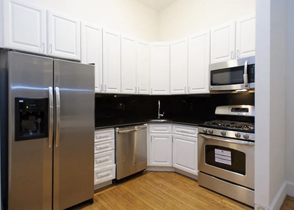 113 East 31st Street - Photo 1
