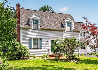 82 Clovercrest Drive - Photo 1