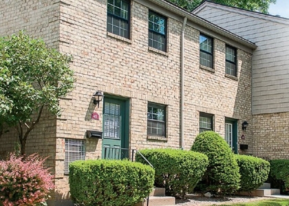 89 Chartwell Court - Photo 1