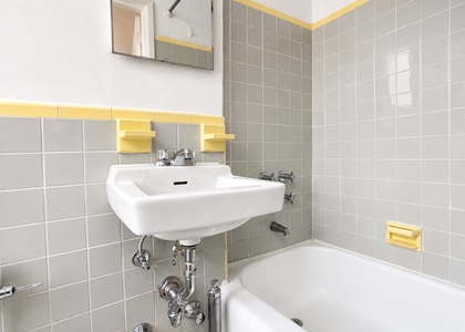 936 West End Avenue - Photo 1