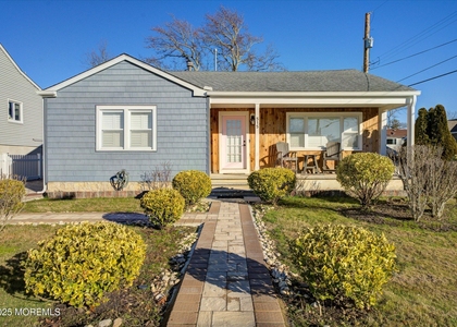515 Stone Harbor Avenue - Photo 1