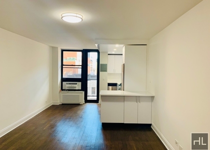 East 35 Street - Photo 1