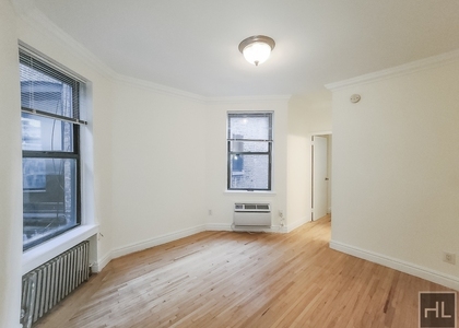 East 83 Street - Photo 1