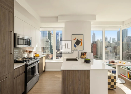 10th Avenue - Photo 1