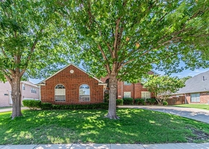 1913 Blue Ridge Drive - Photo 1