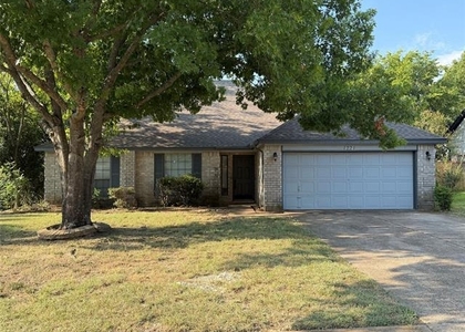 1221 Castleman Drive - Photo 1