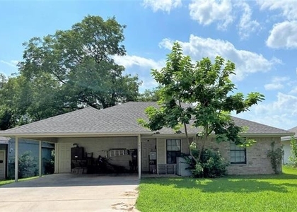 1007 N Howeth Street - Photo 1