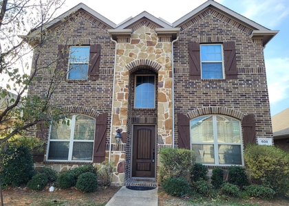 608 Pawnee Street - Photo 1