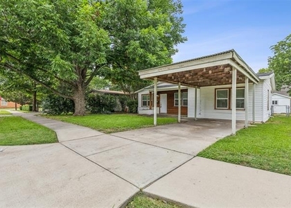 5805 Tracyne Drive - Photo 1