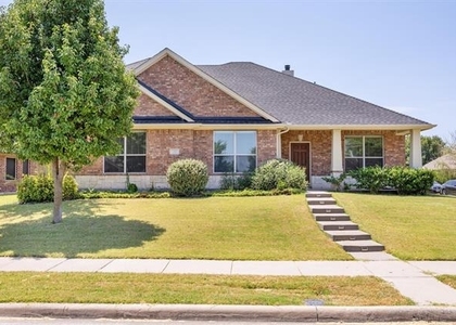 200 Shadybrook Drive - Photo 1