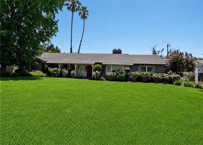 436 Stanford - Photo 1