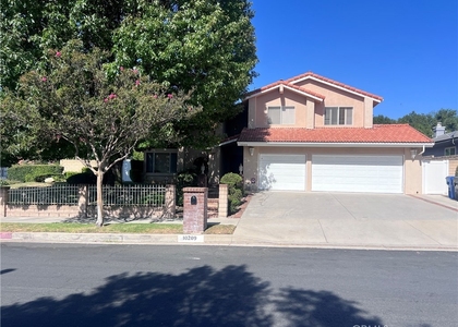 10209 Oakdale - Photo 1