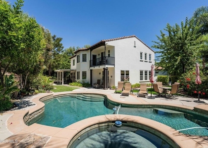 5405 Sunlight Street - Photo 1
