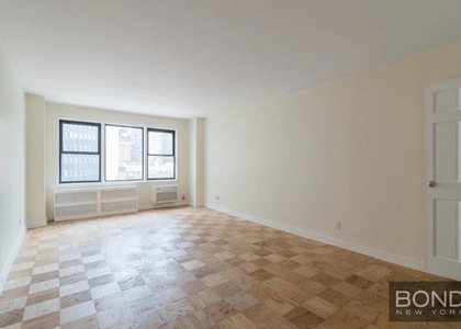 East 36th Street - Photo 1