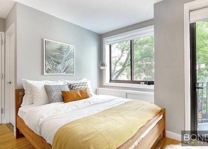 West 15th Street - Photo 1