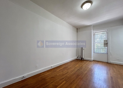 936 West End Avenue - Photo 1
