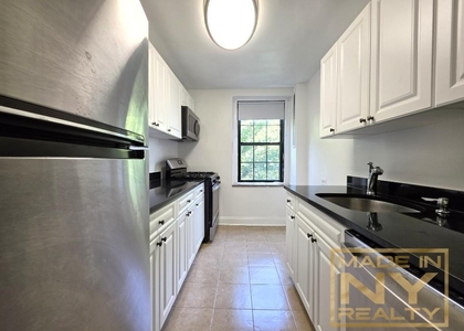 51-01 39th Avenue - Photo 1