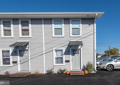 527 Gray Avenue - Photo 1