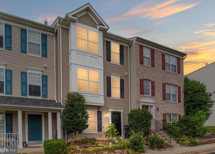 313 Frontier Fort Lane - Photo 1