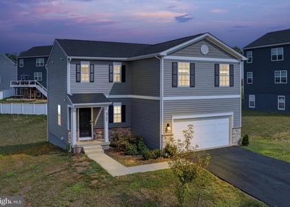 3155 White Tail Drive - Photo 1