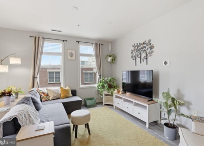 181 E Reed Avenue - Photo 1