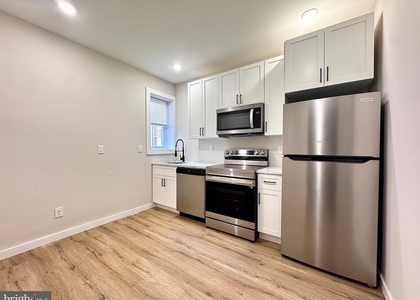 255 S 44th - Photo 1